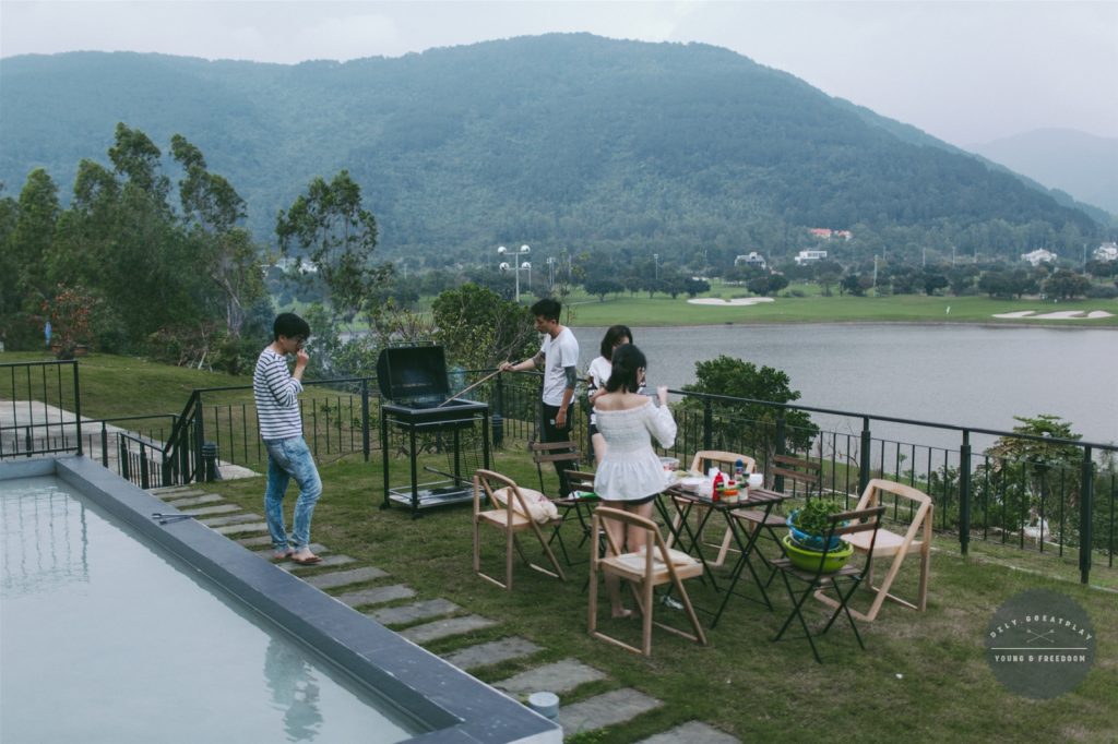 Golf View Villa homestay Hà Nội giá rẻ có bể bơi