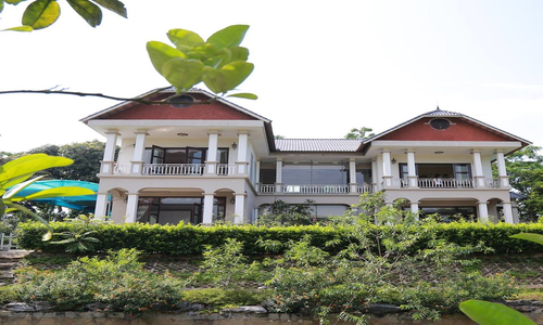 Đẹp như cung điện hoàng gia với 2 homestay Quốc Oai