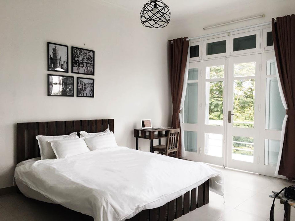 Homestay Hồ Tây cũng là địa điểm du lịch được du khách yêu thích và lựa chọn. 
