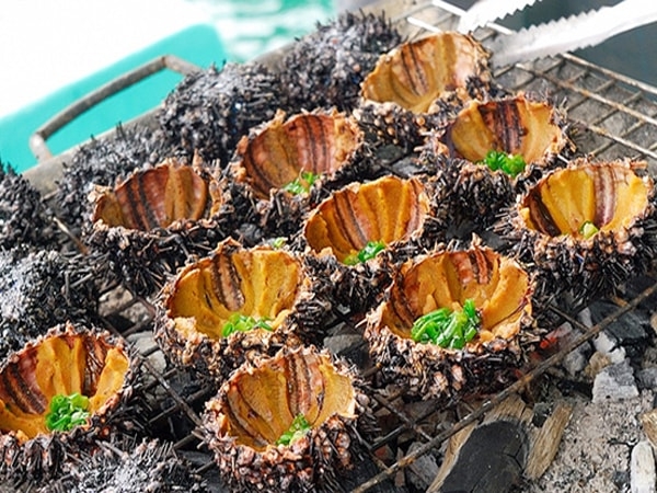Nhúm biển nướng - Một trong những đặc sản ngon nhất tại đảo Nam Du
