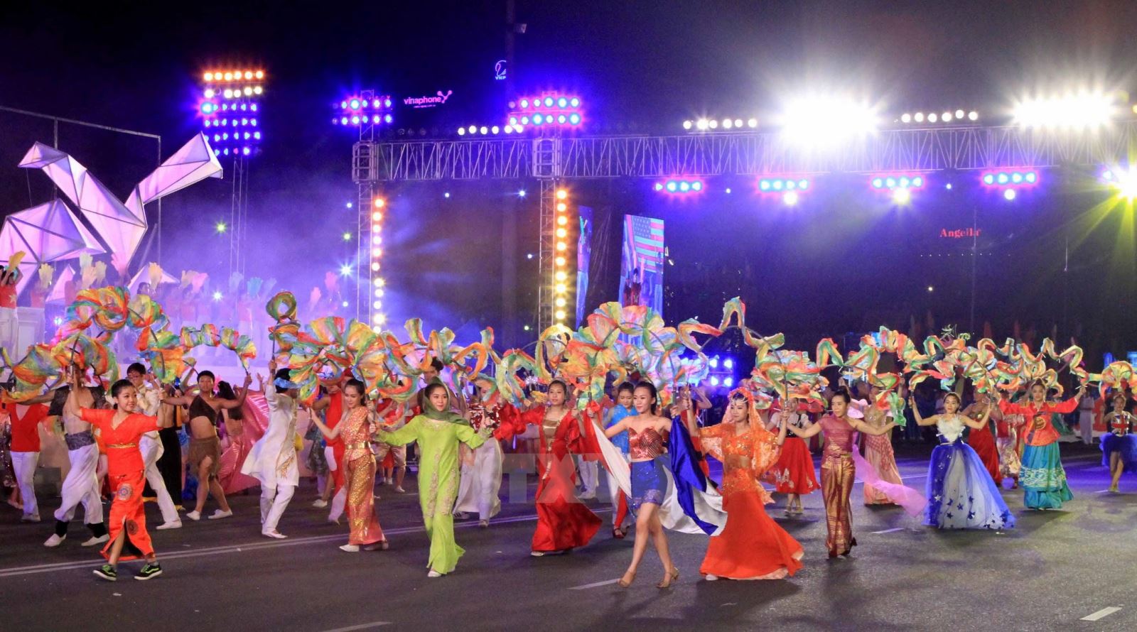 Kinh nghiệm đặt phòng homestay ở Nha Trang dịp Festival Biển 2019