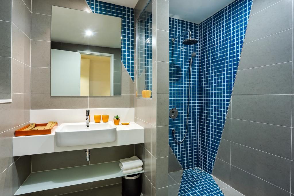 Phòng vệ sinh sạch sẽ, có sẵn đồ cá nhân cần thiết để phục vụ nhu cầu của khách nghỉ