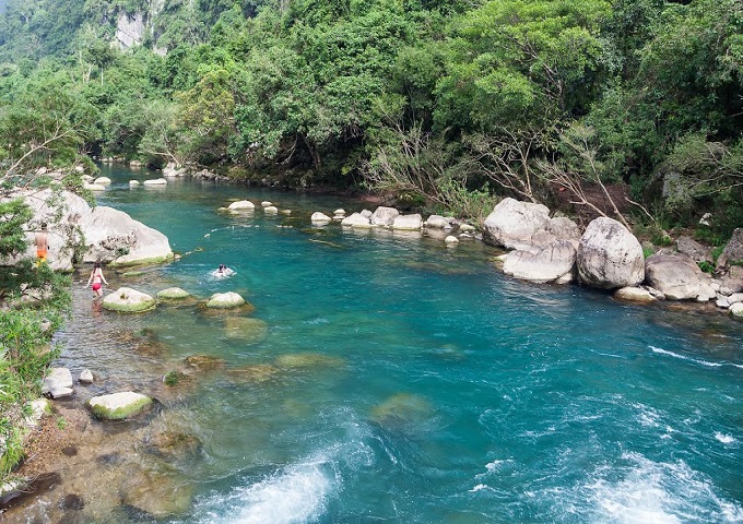 Du lịch Hòa Bình