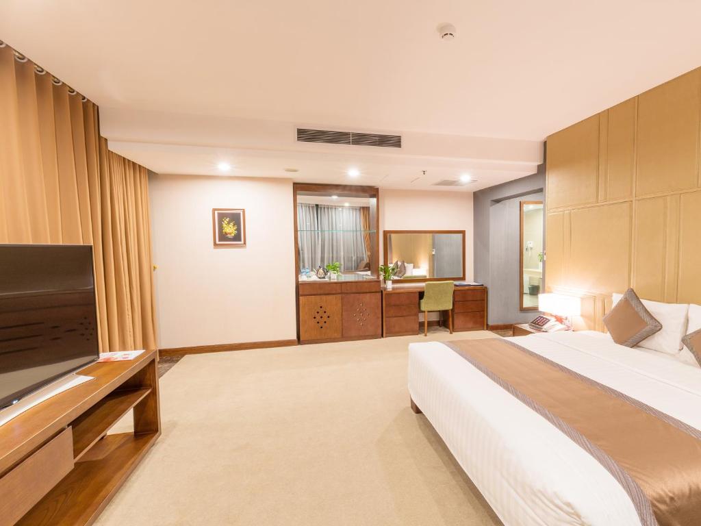 Sakura Hotel - villa tại Trà Cổ, Quảng Ninh