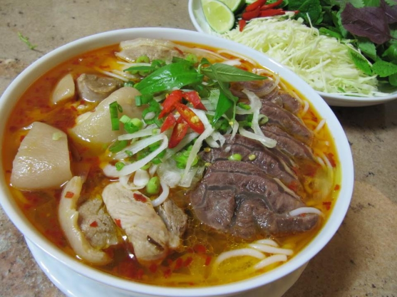 Bún bò Huế