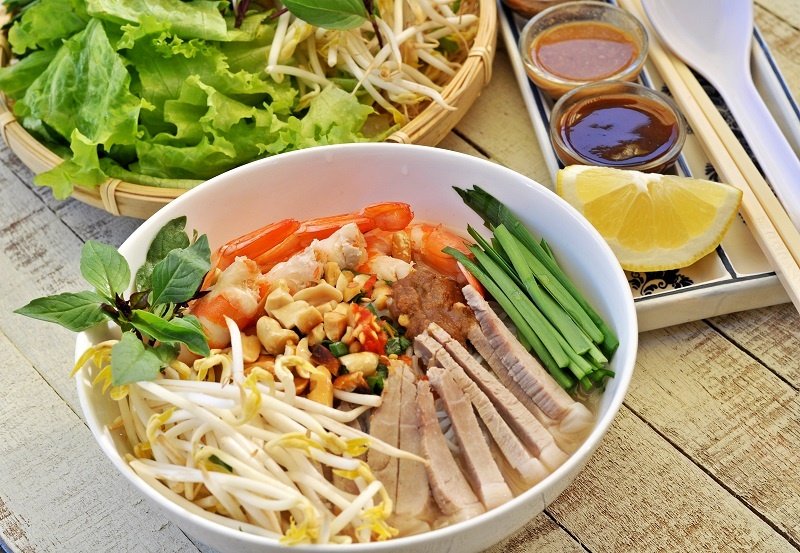 Bún gỏi gà Mỹ Tho